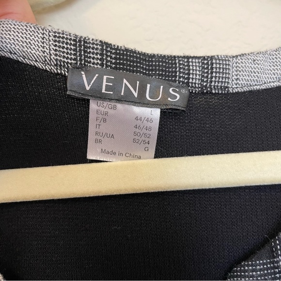 VENUS Ribbed Henley Top - Picture 7 of 9